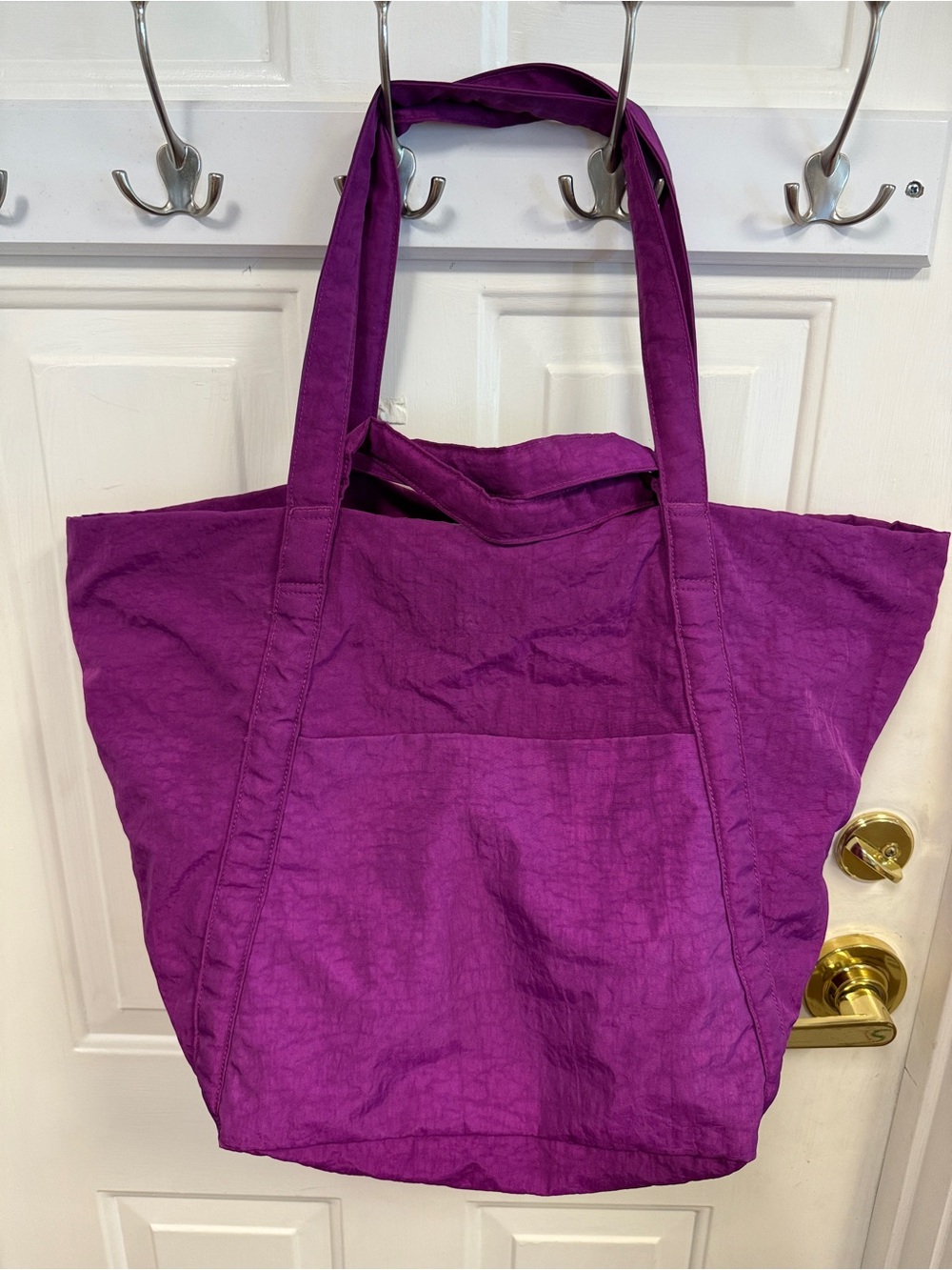 BAGGU Cloud Travel bag in Orchid - Picture 8 of 10